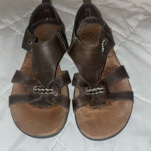 Brown ladies Merrill sandals